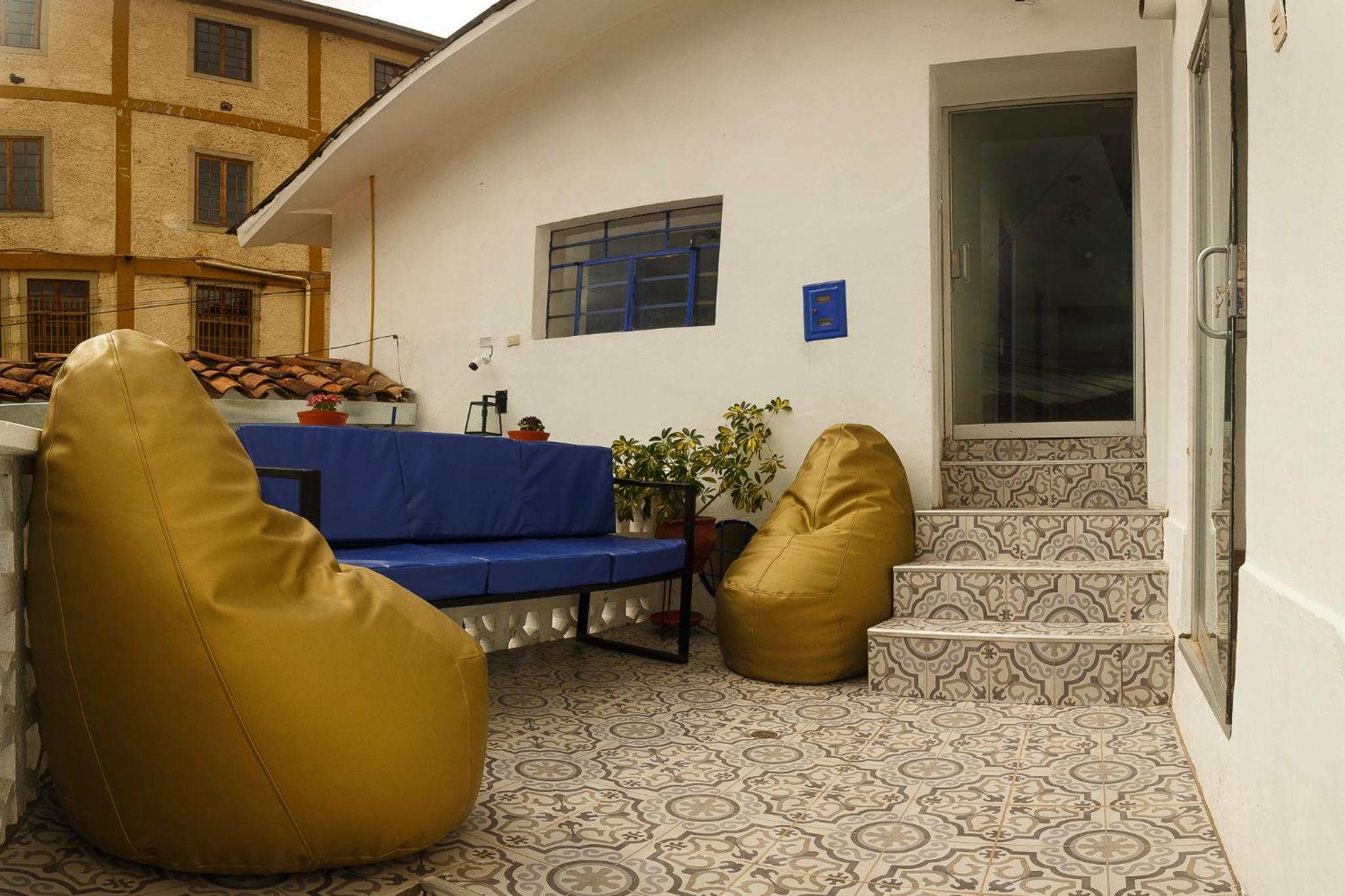 Saqray Hostel
