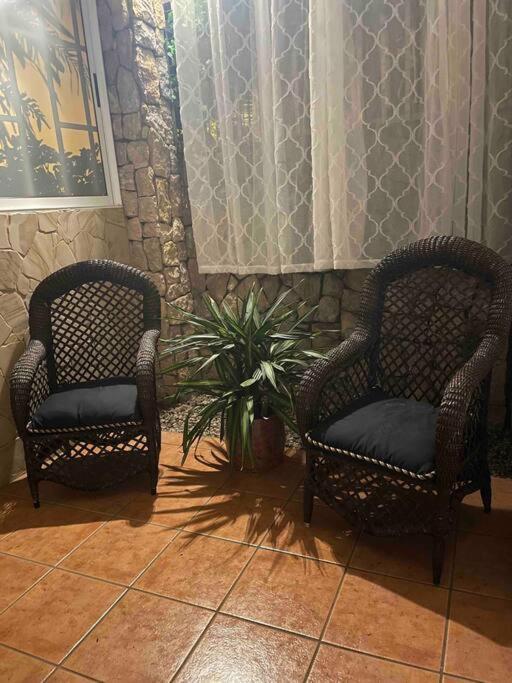 Cozy, central, and smart in Ciudad Colón - 3bedrm