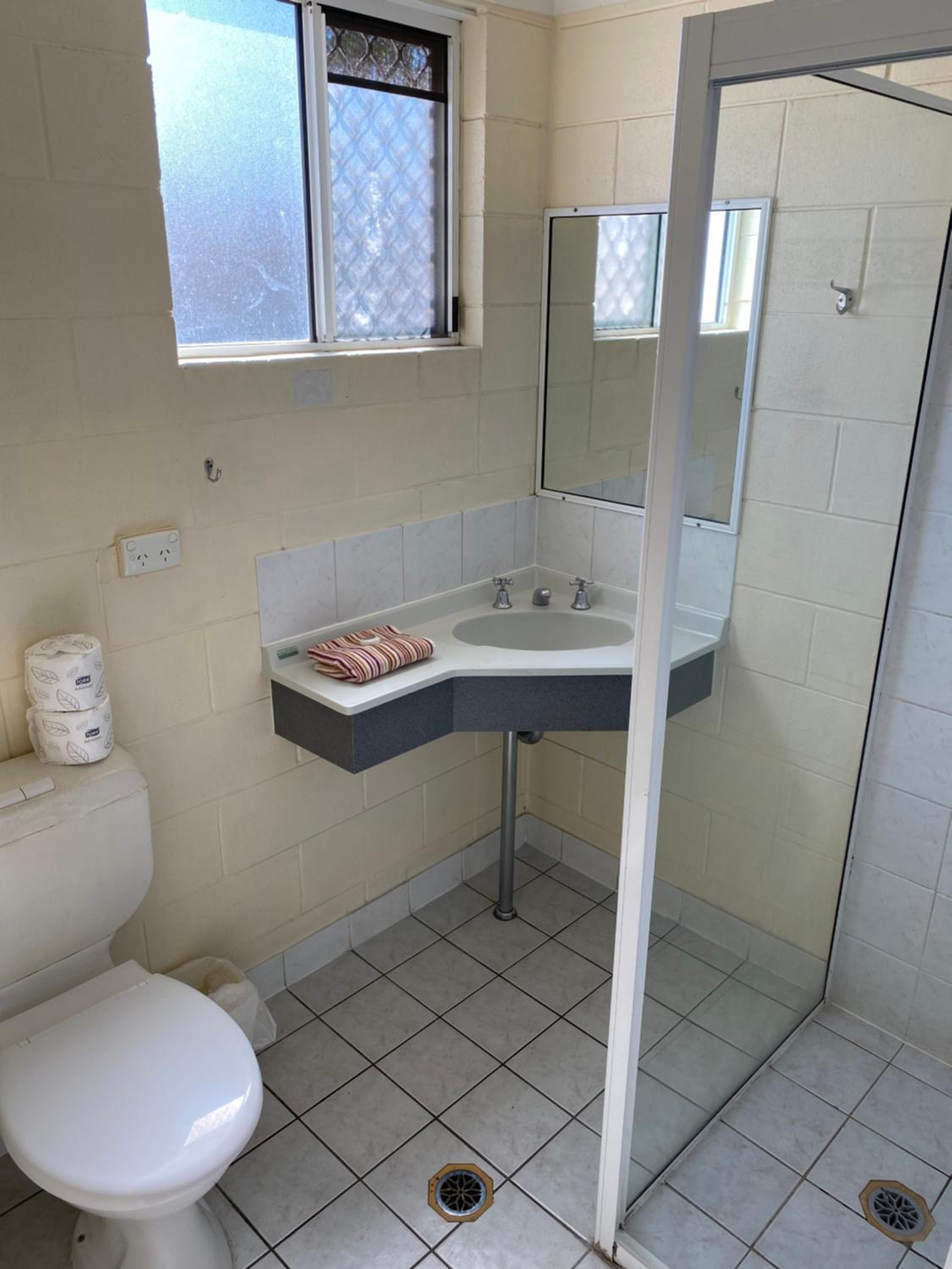 Central Point Motel