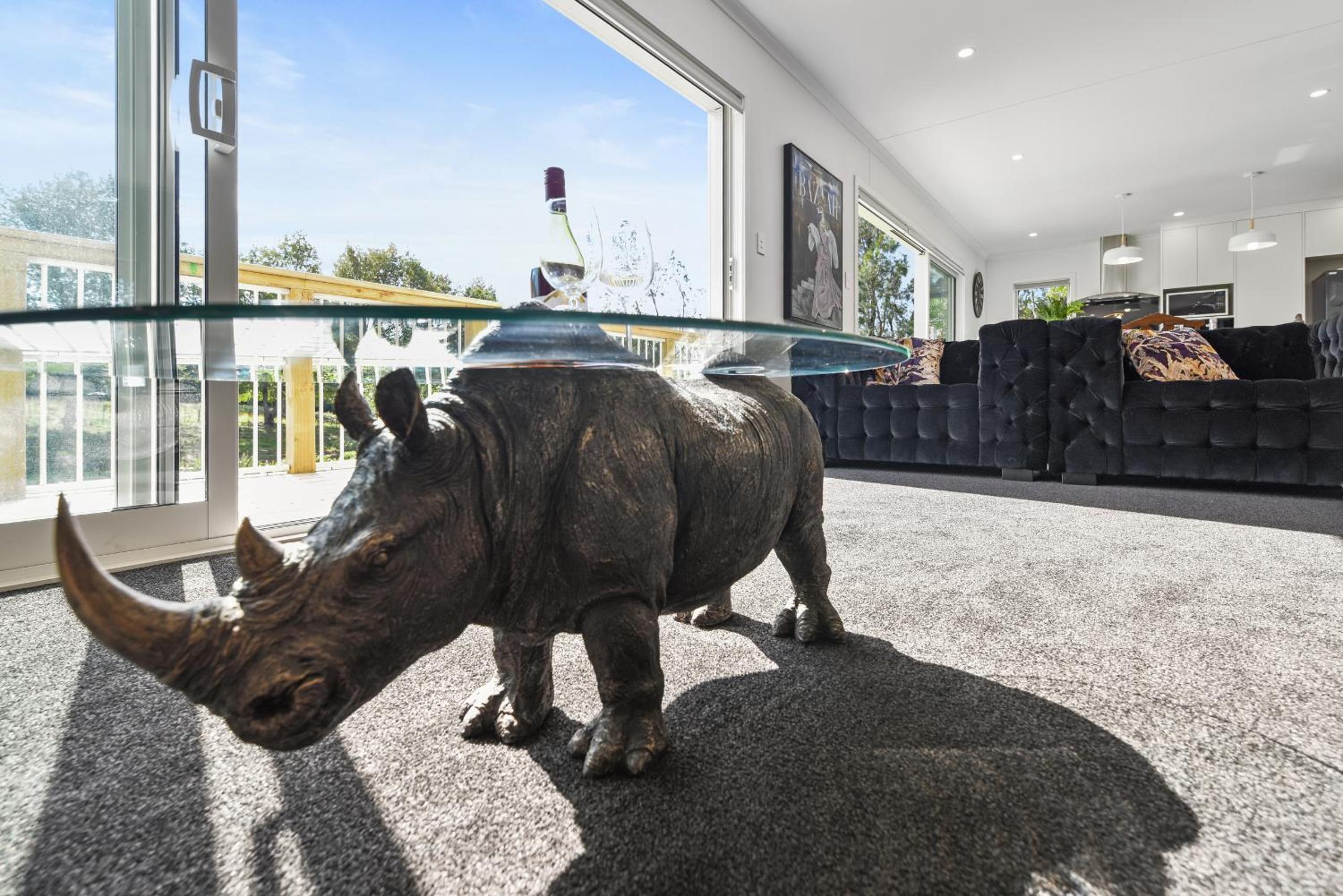 The Whitehouse - Lepperton Holiday Home