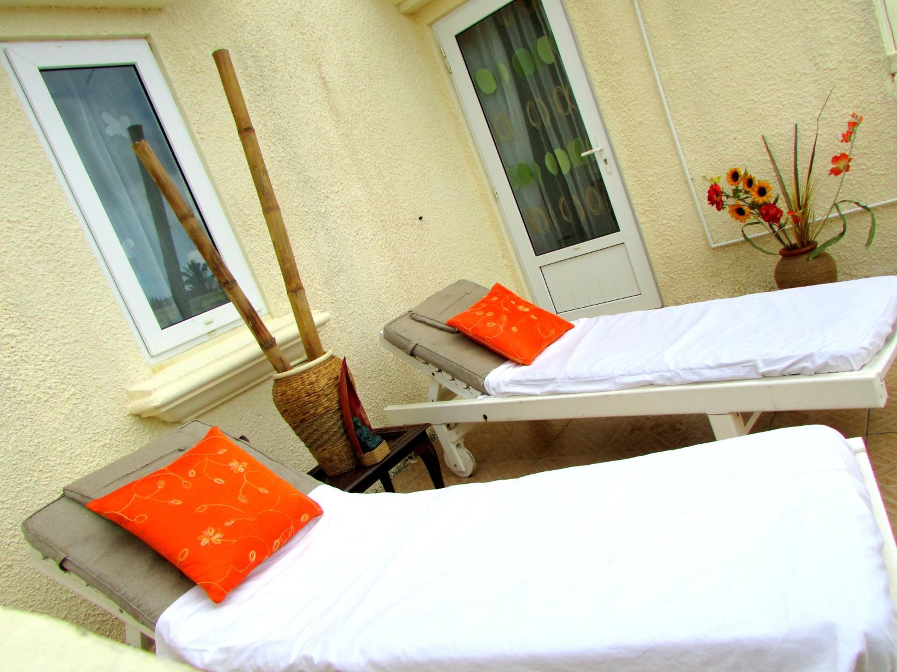 Golden Rod villa