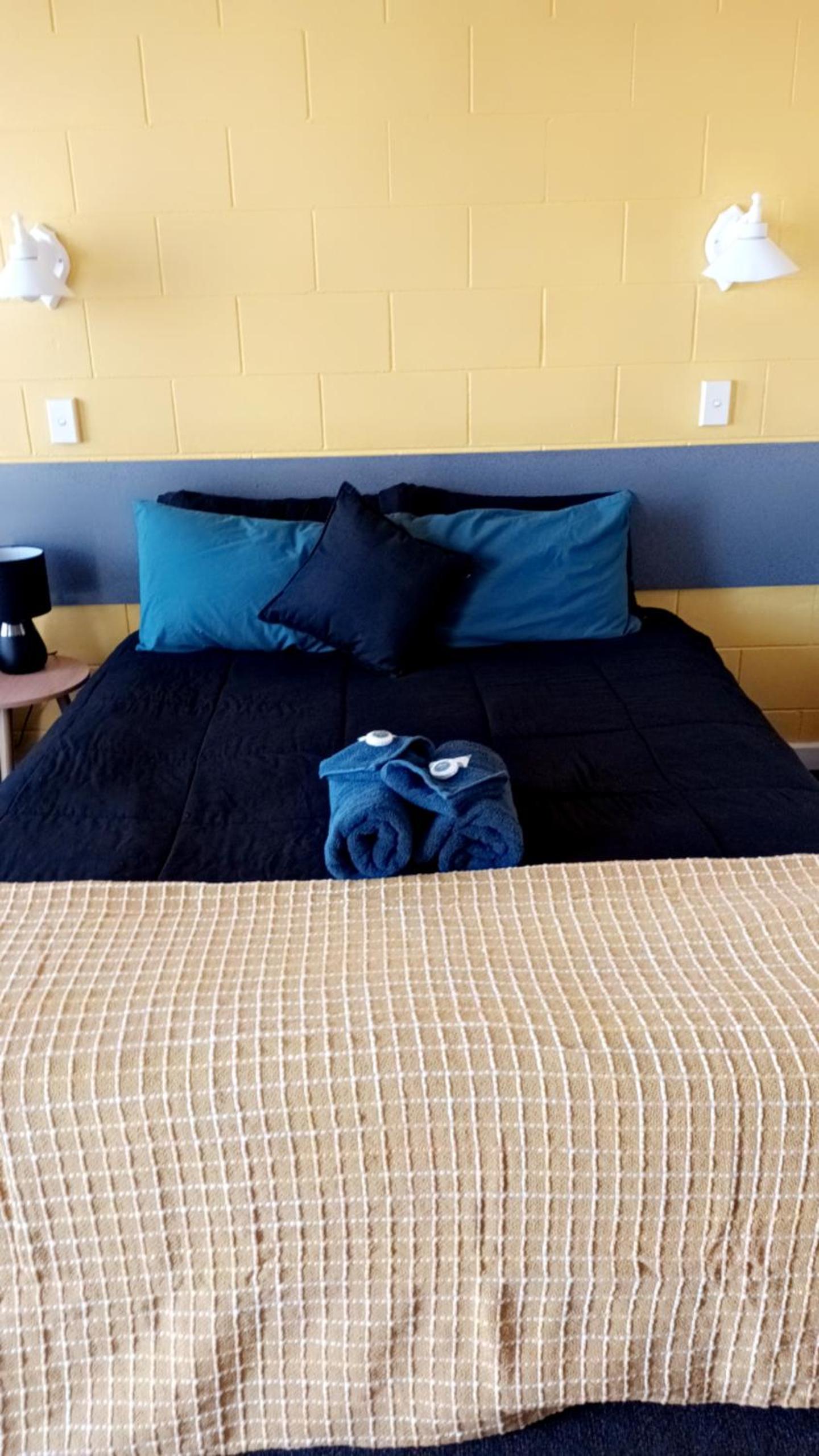 Central Point Motel