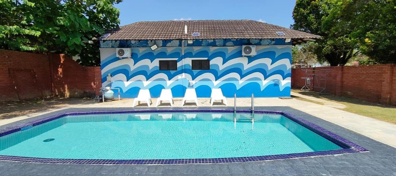 Beautiful Charming Villa Afamosa Private pool 3 rooms lot 1212 bumiputra only photo 8