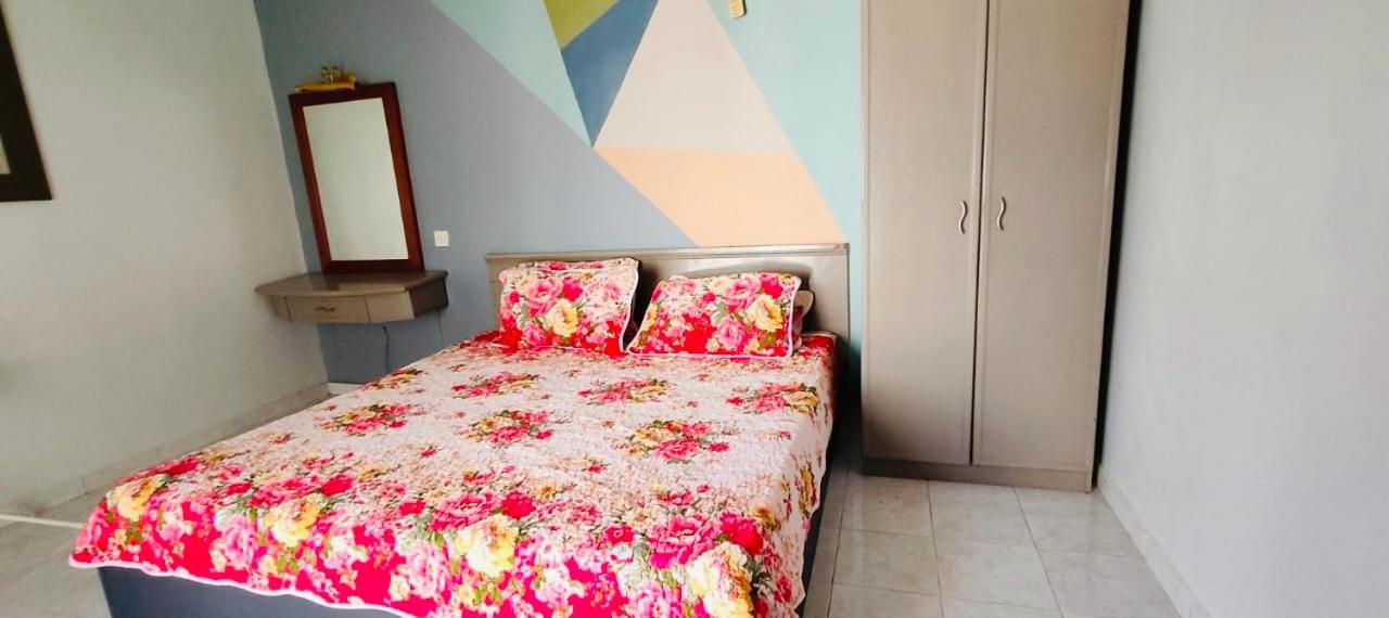 Beautiful Charming Villa Afamosa Private pool 3 rooms lot 1212 bumiputra only photo 5