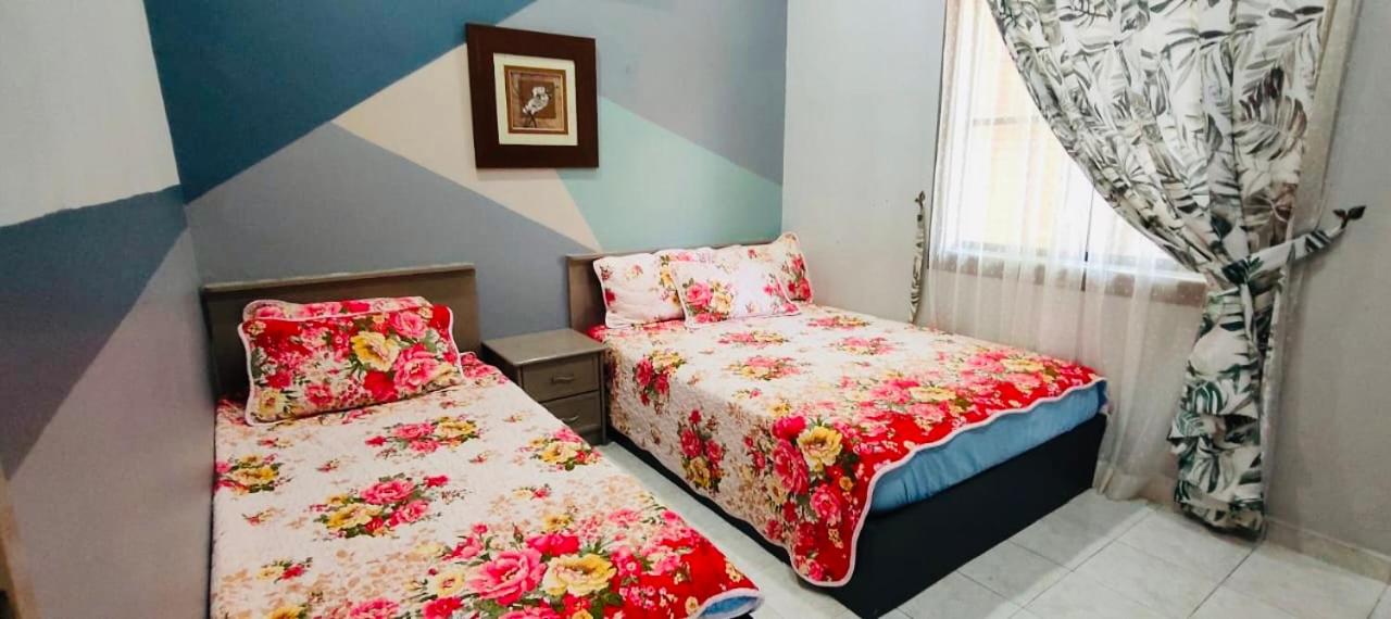 Beautiful Charming Villa Afamosa Private pool 3 rooms lot 1212 bumiputra only photo 4