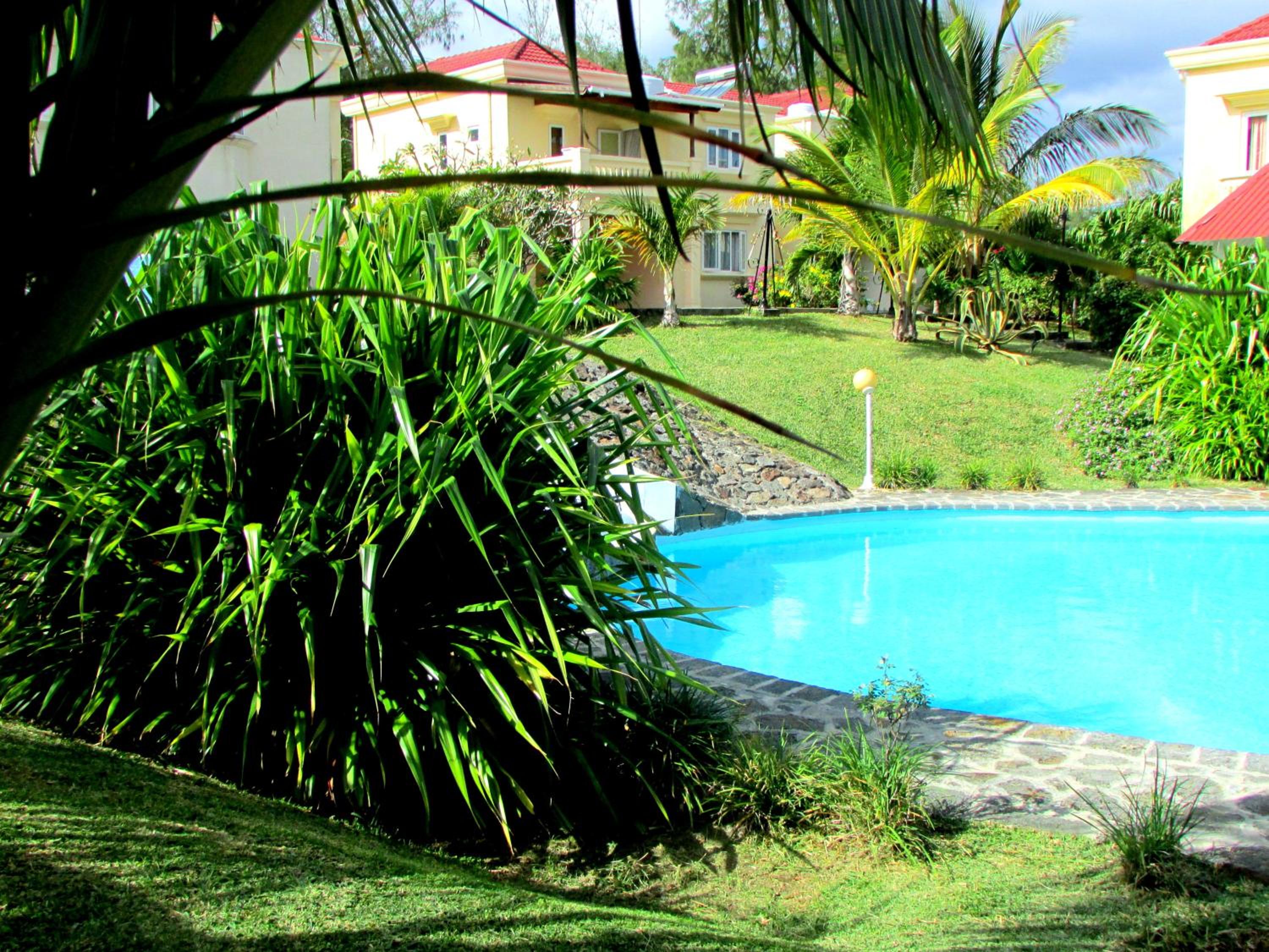 Golden Rod villa