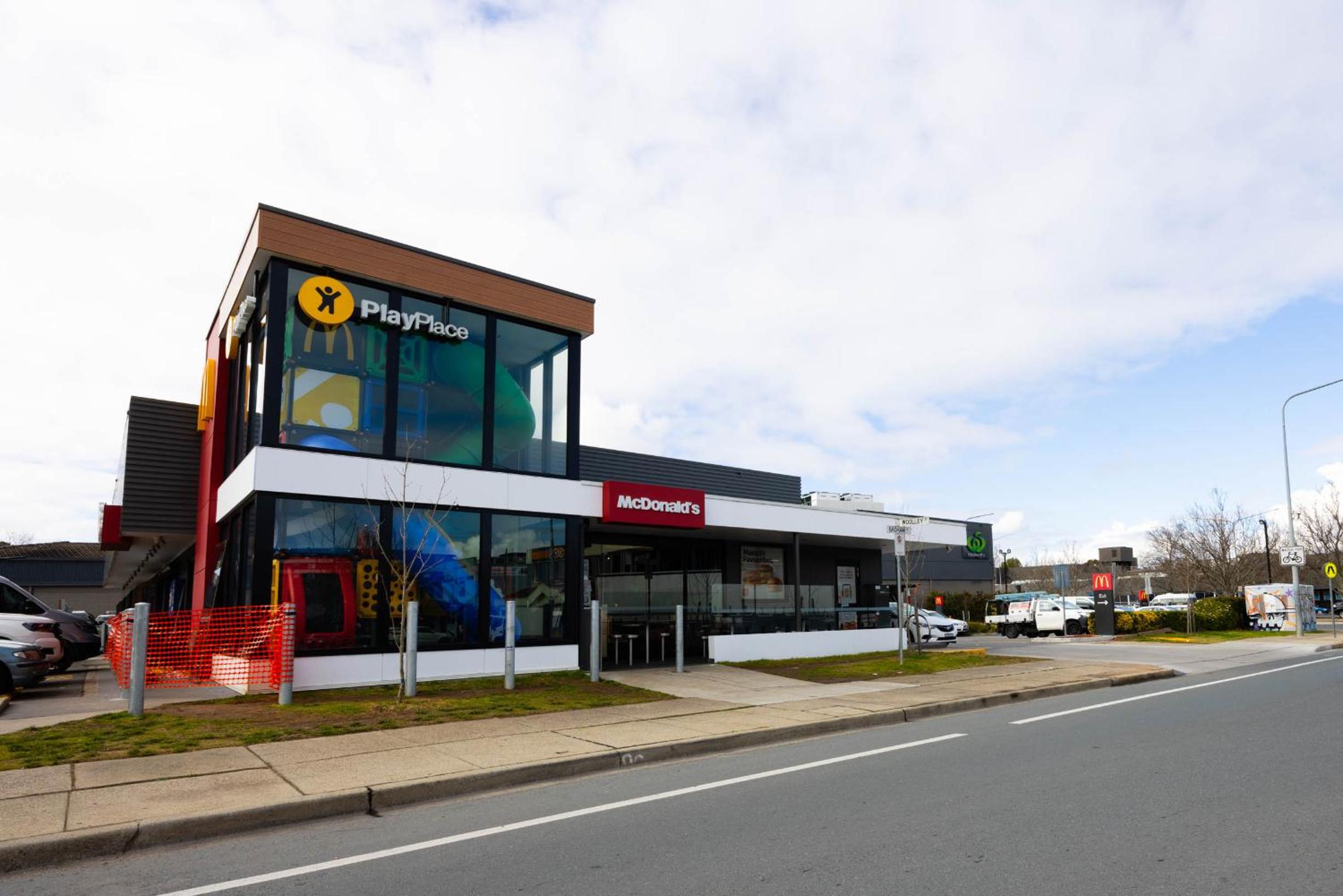 Spacious & Open 2 bd 2bth Unit in Canberra City