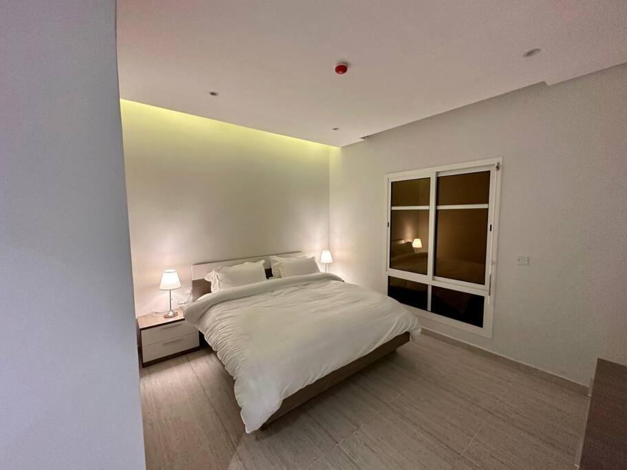 AlYasmin, S&M Luxury Apartment