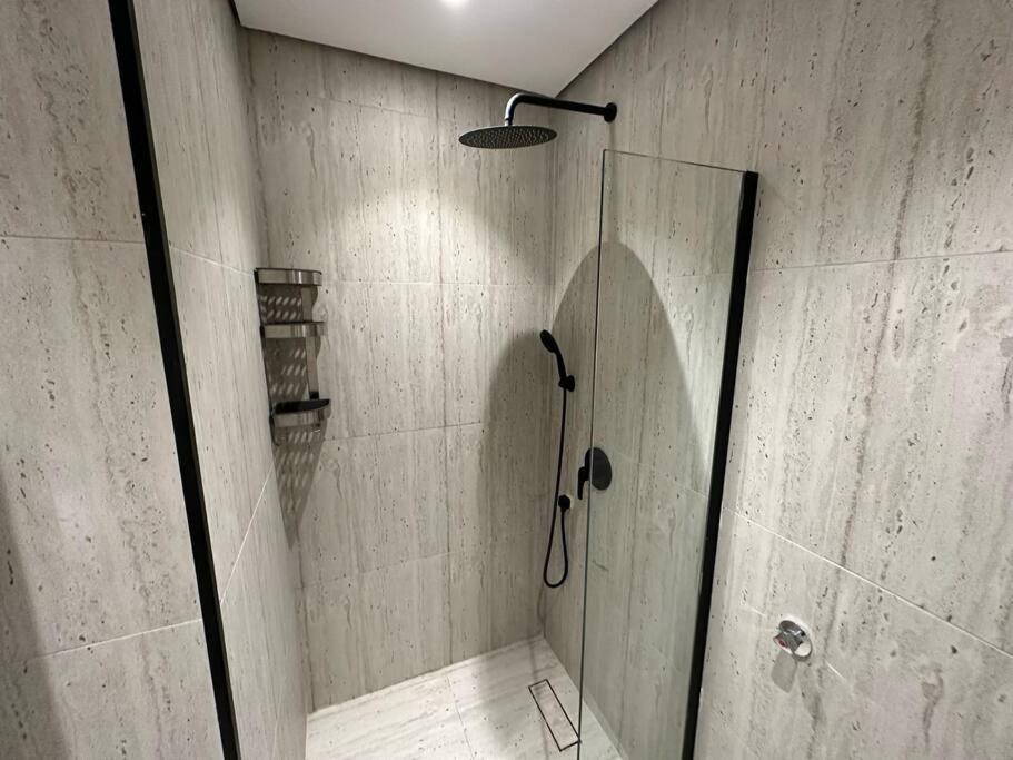 AlYasmin, S&M Luxury Apartment