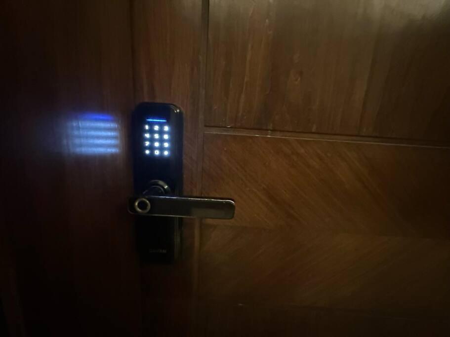 AlYasmin, S&M Luxury Apartment