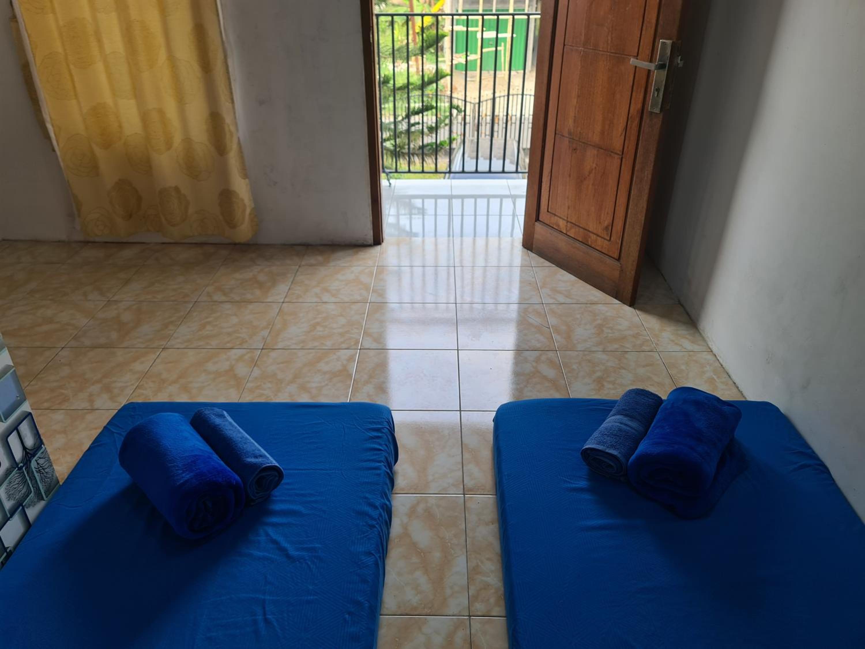 Kampung Istal Villa Pamijahan