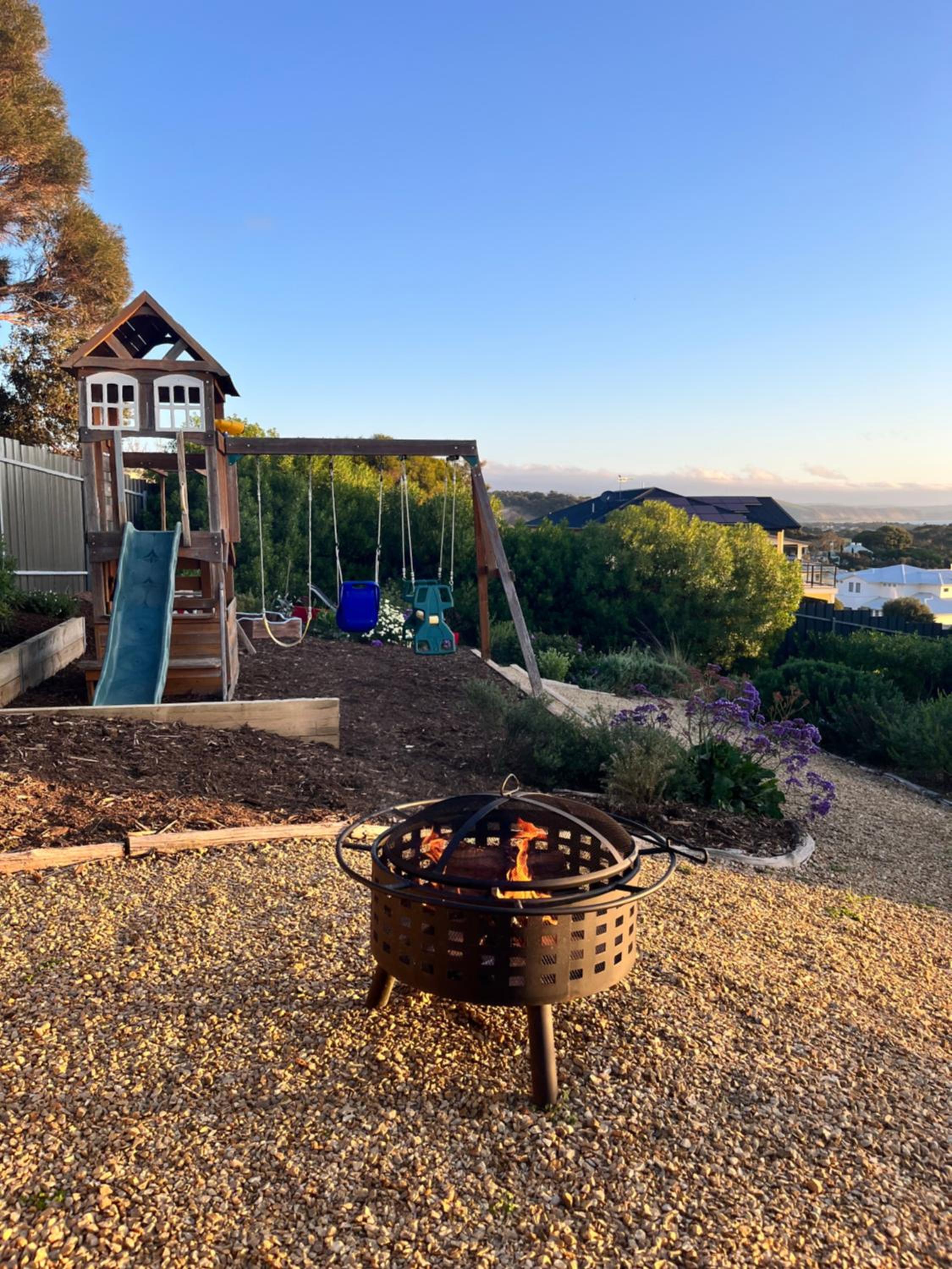 One Merino Panoramic Beach House Modern Sleeps 10