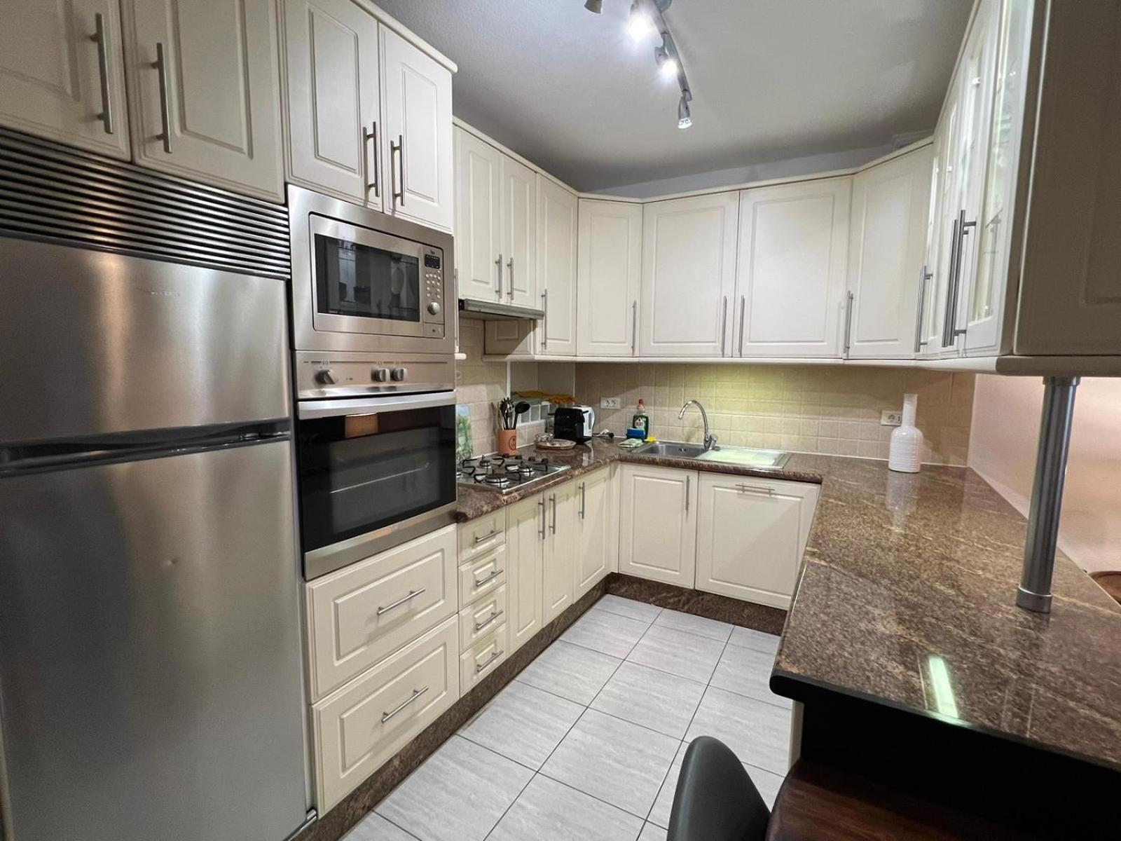 Ocean View Townhouse photo 4