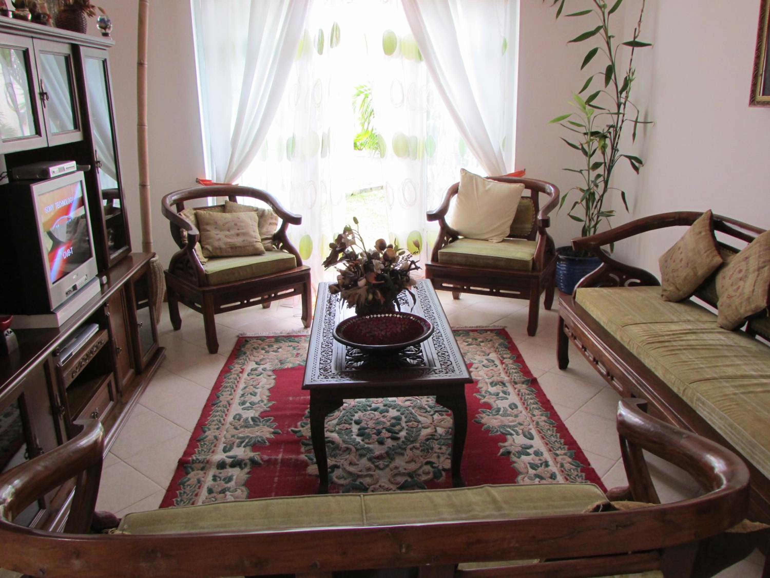 Golden Rod villa