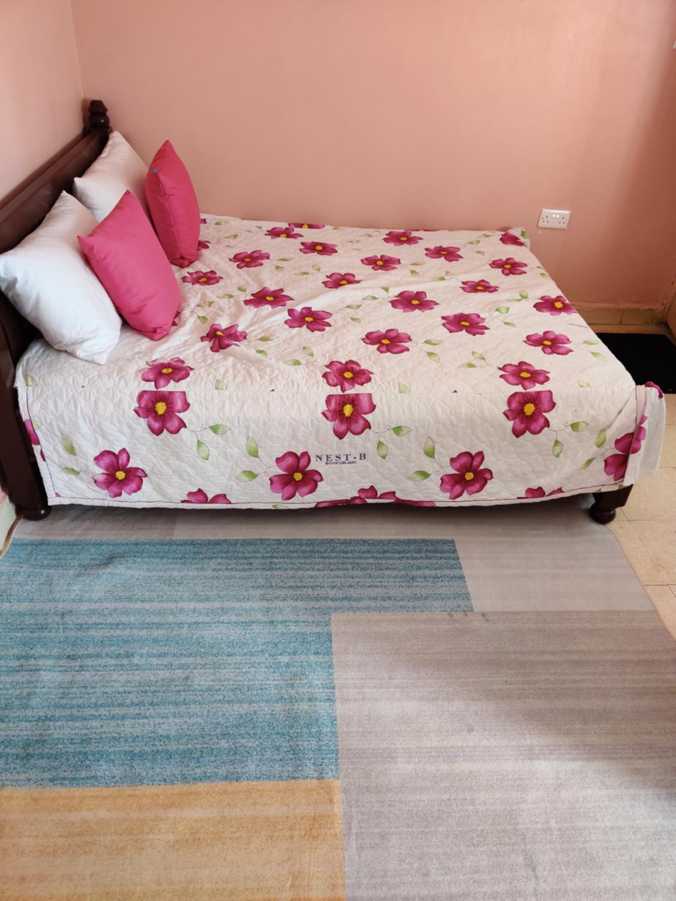 Jakafather furnished bedsitter