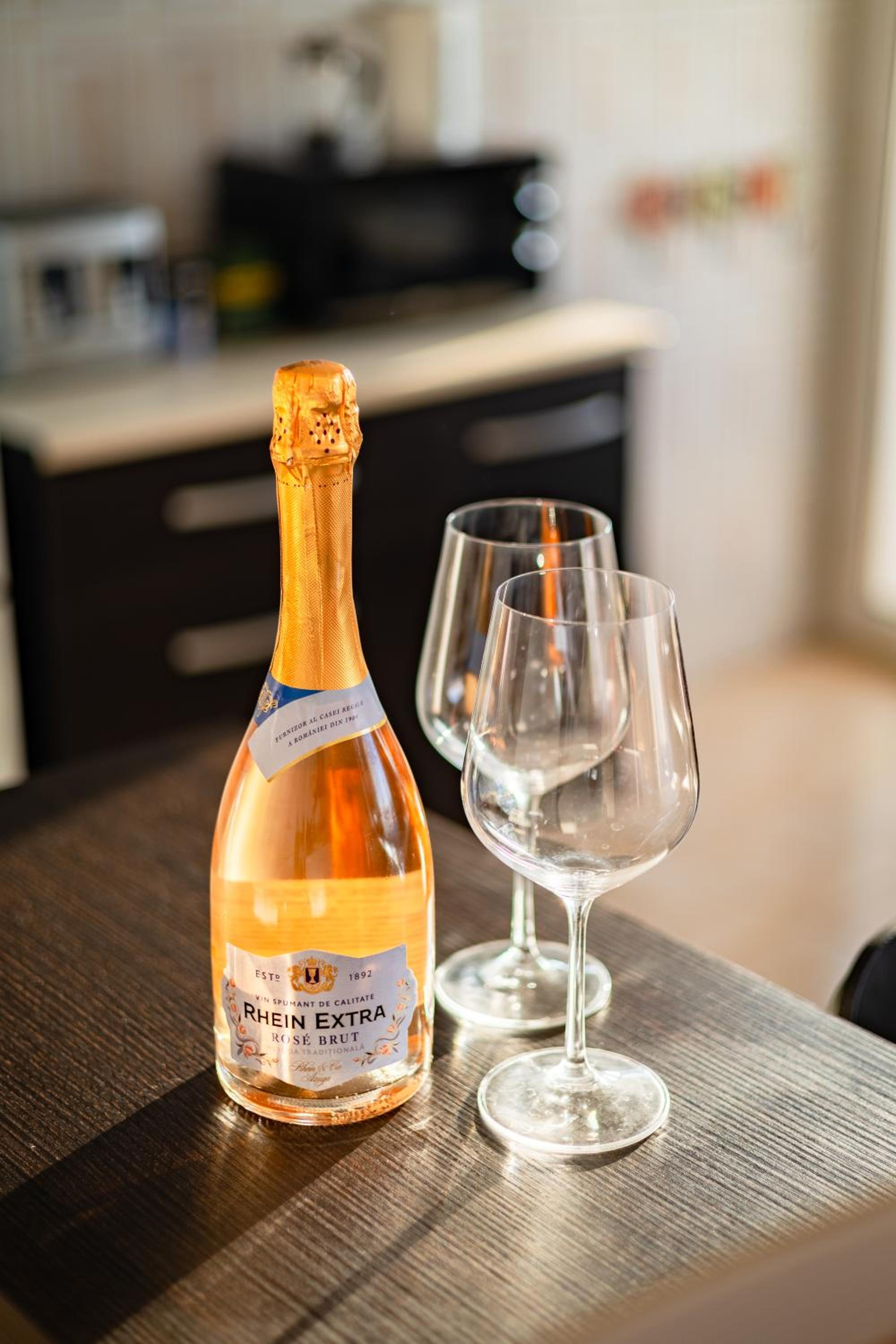 Hotel Bird NEST 2 room apartment - Image 1