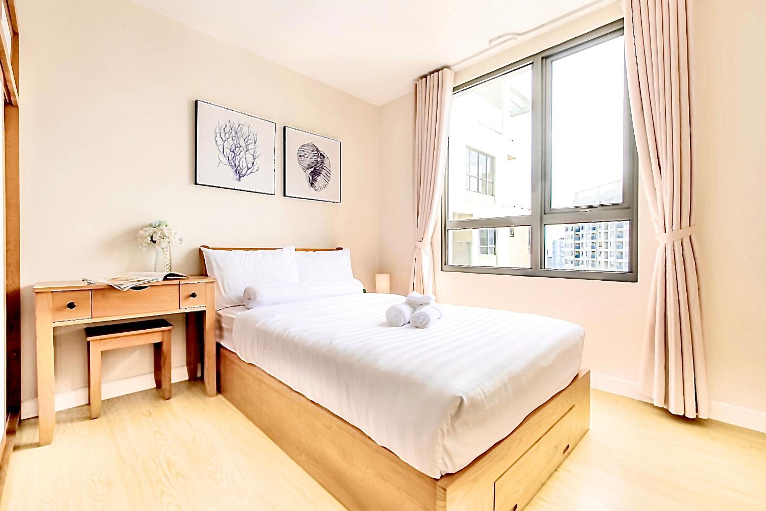 ambiHOME 2BR 2WC in Masteri Thao Dien District 2