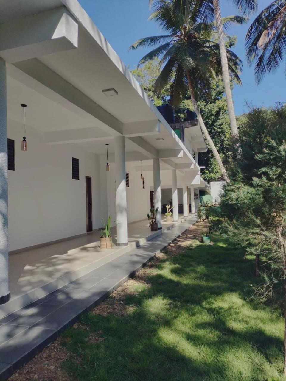 Hotel Serugahawatta