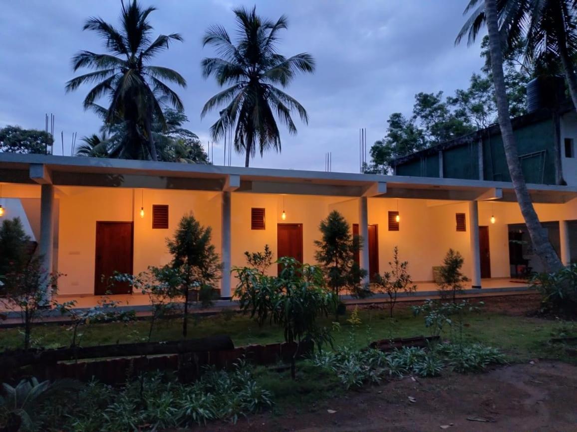 Hotel Serugahawatta