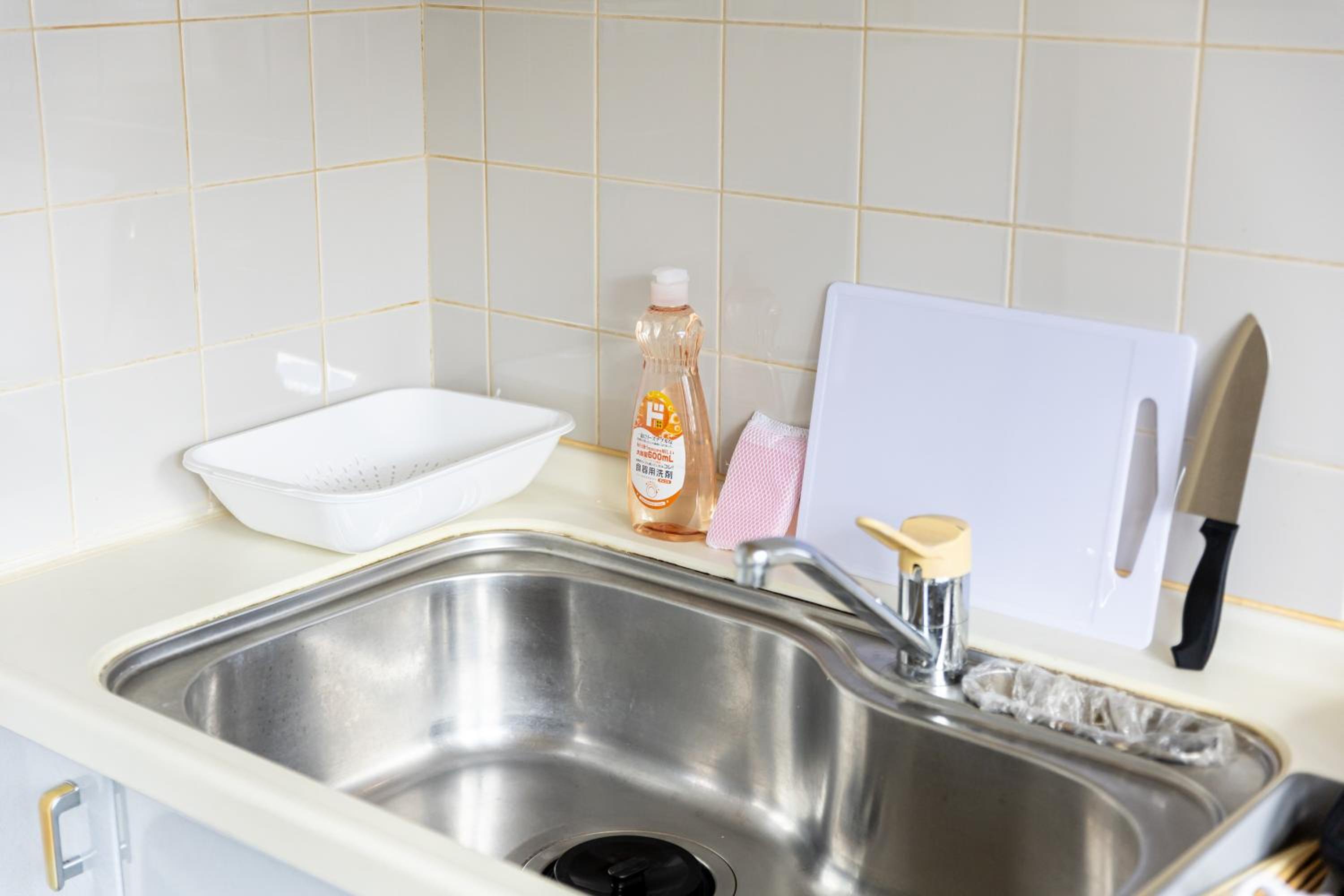 Premier Stay NAMBA なんば駅徒歩3分 3 mins walk from Namba Station 7rooms table 2baths 4toilets Osaka