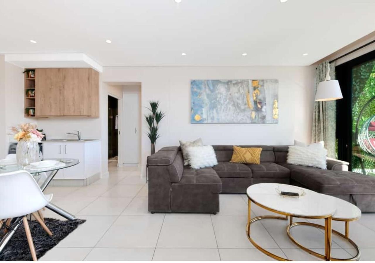 2 Bedroom Apartment in Sandton