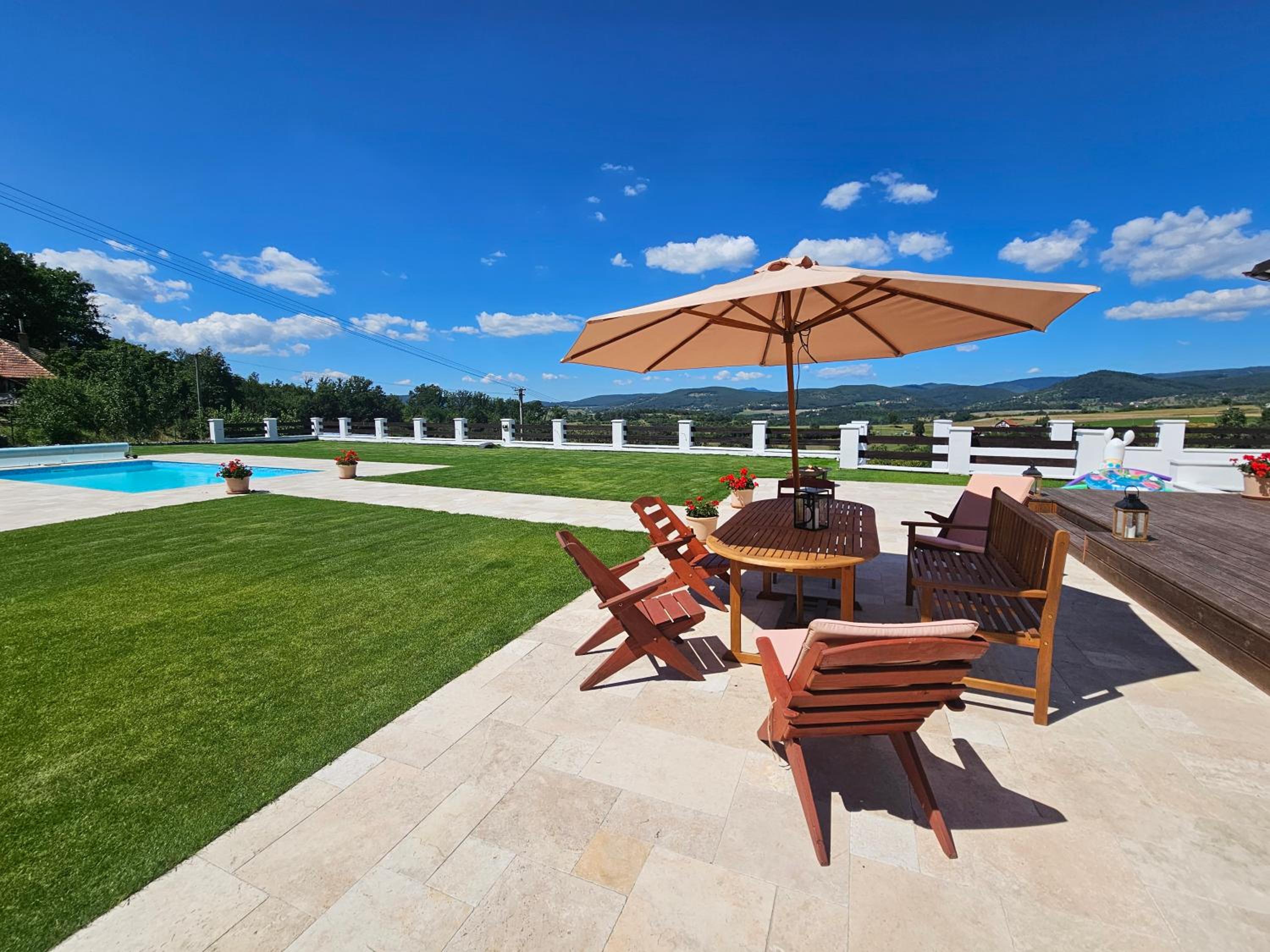 Villa Lindenberg Slovakia view 2