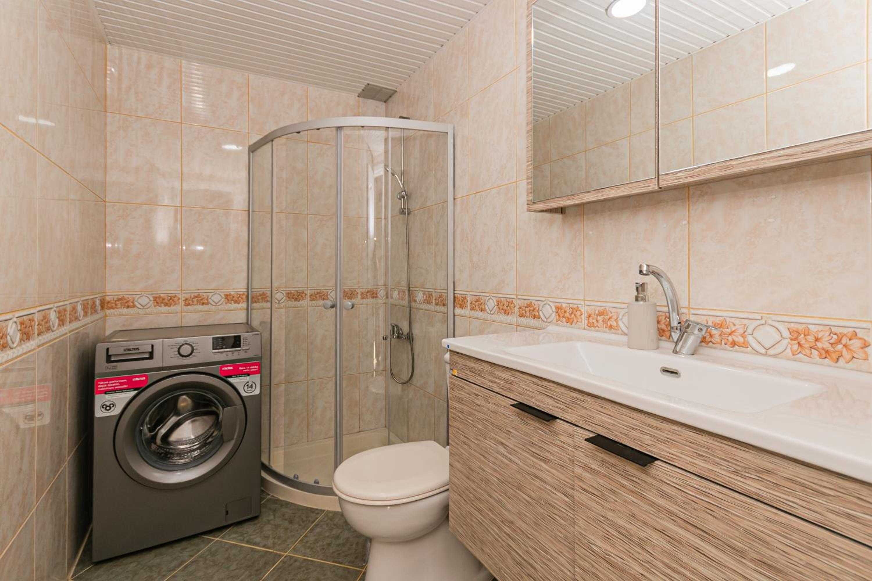 Lara Suites - Image 252