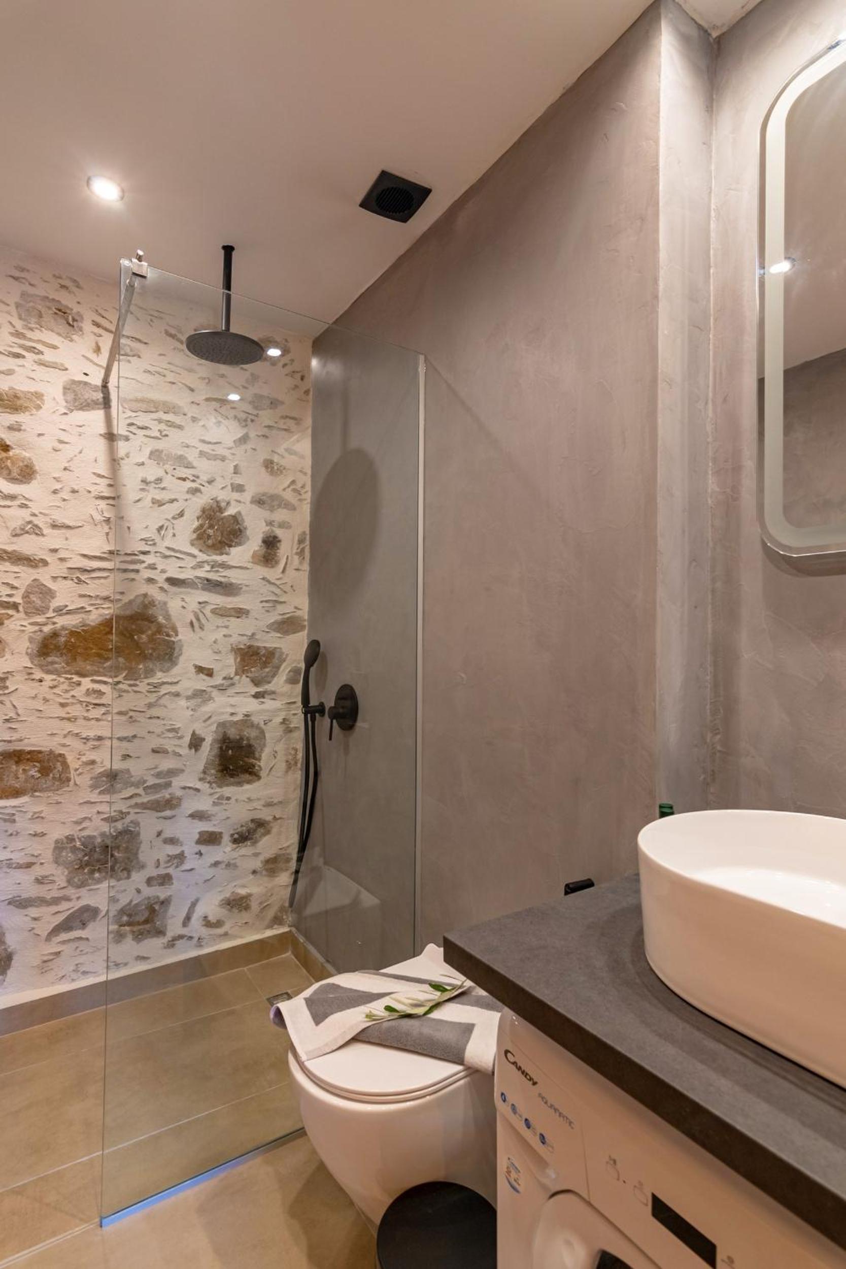 Plagia Rooms