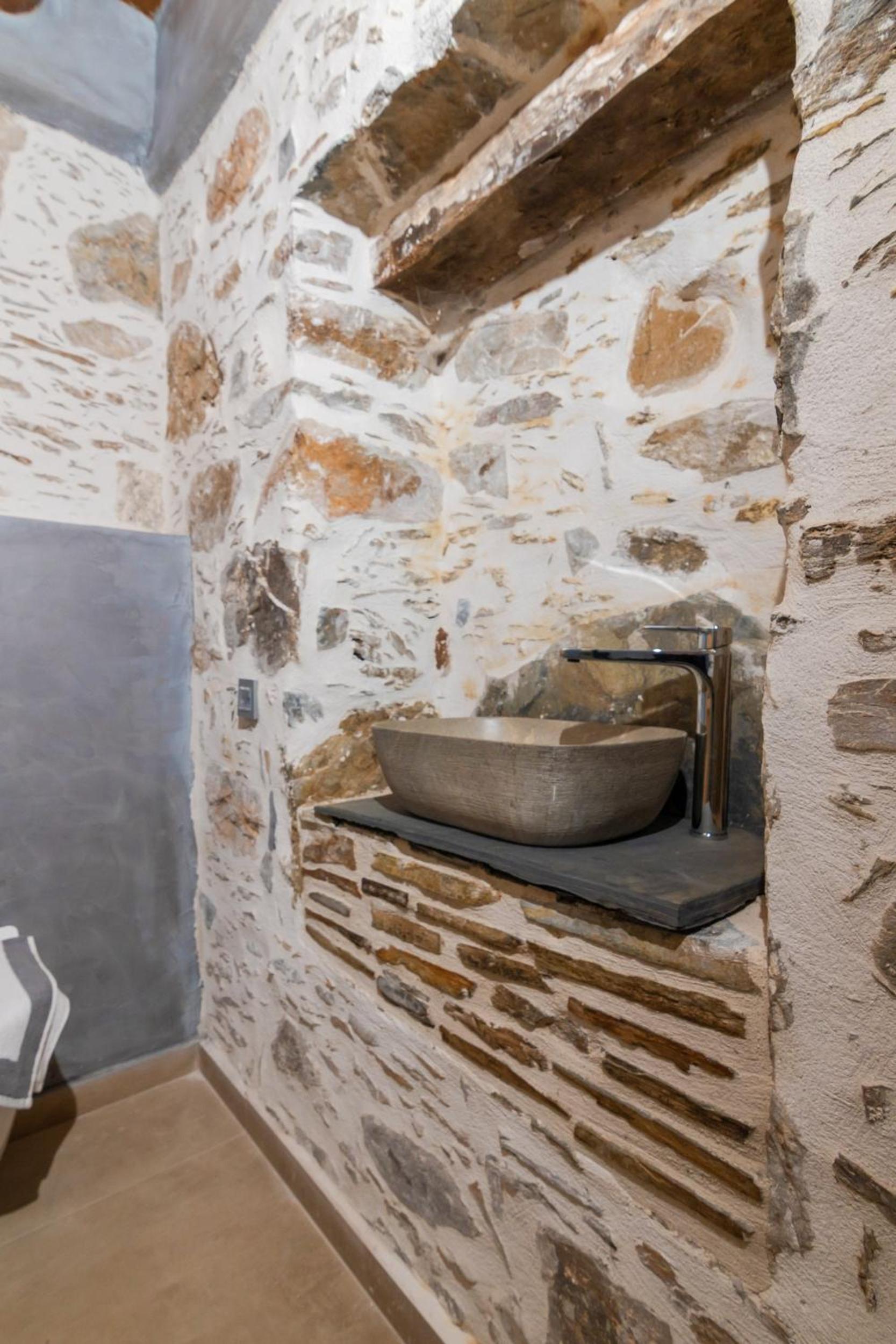 Plagia Rooms