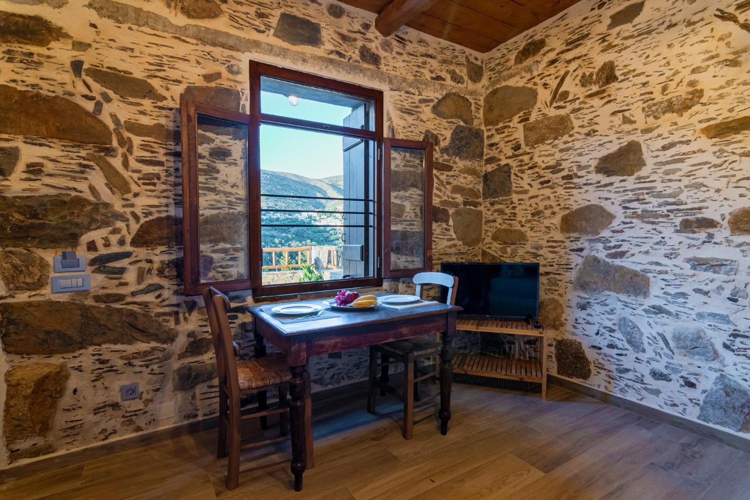 Plagia Rooms