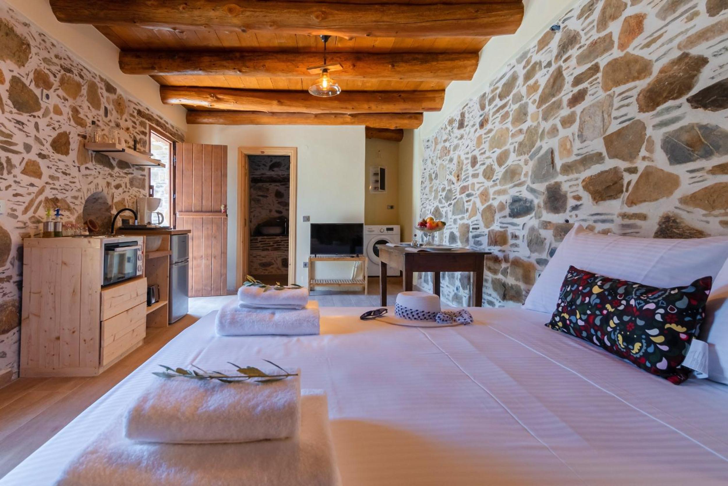 Plagia Rooms