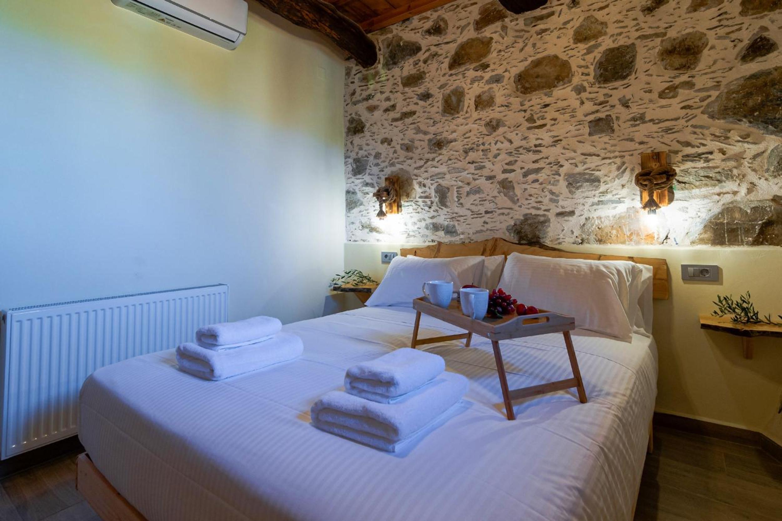 Plagia Rooms