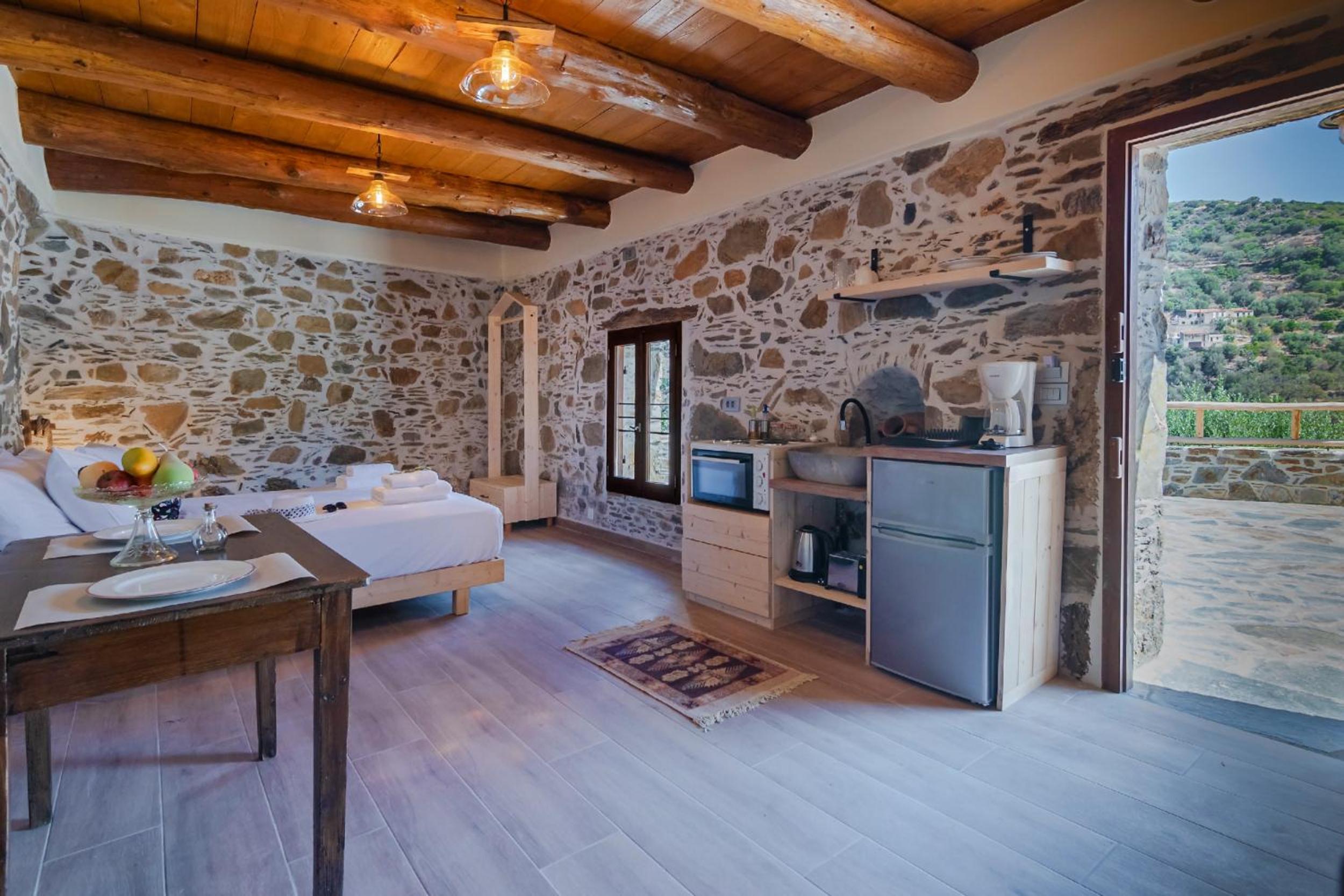 Plagia Rooms
