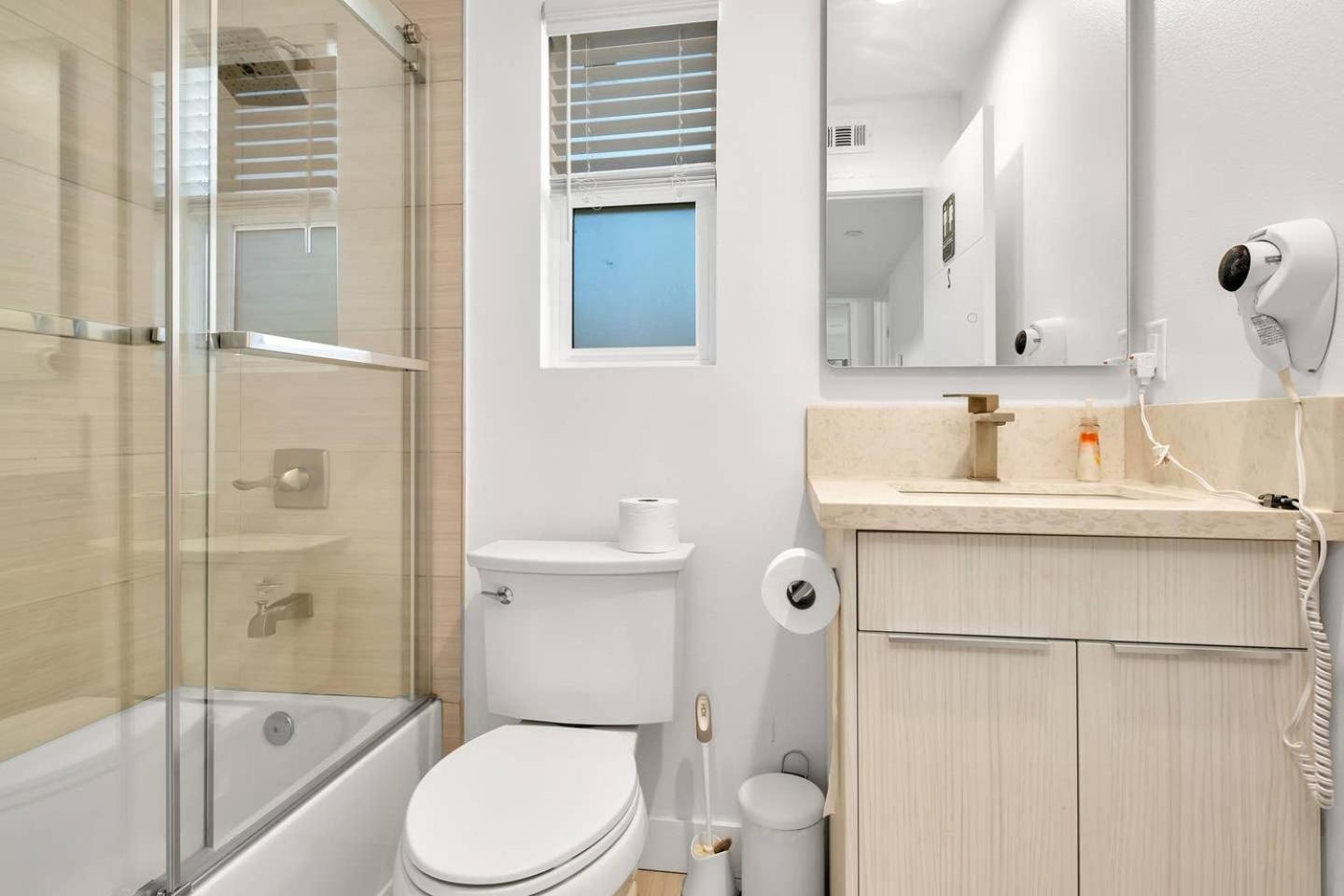 Wonderful 3 Bedroom Home Perfect for Getaway - Image 4