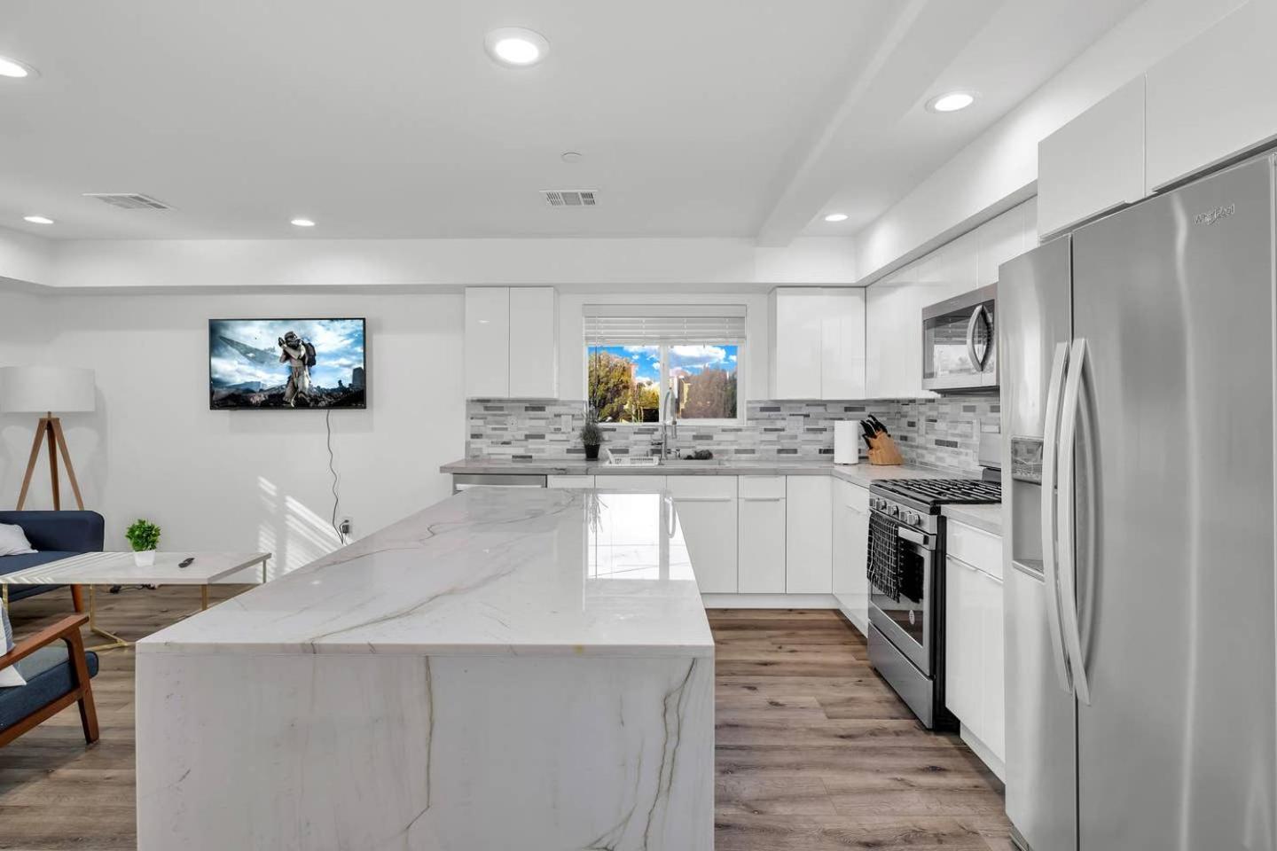 Wonderful 3 Bedroom Home Perfect for Getaway