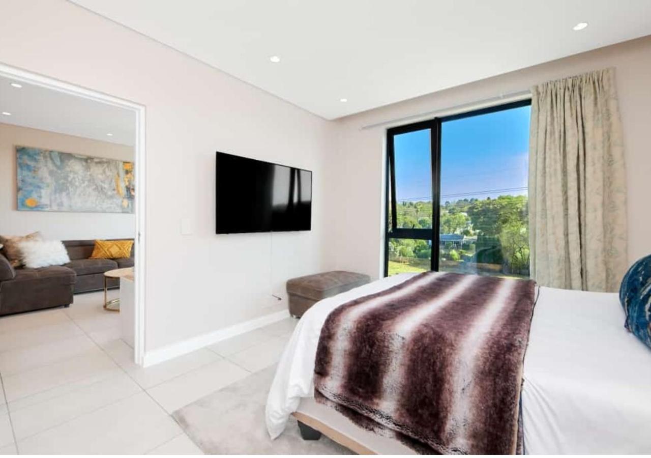 2 Bedroom Apartment in Sandton