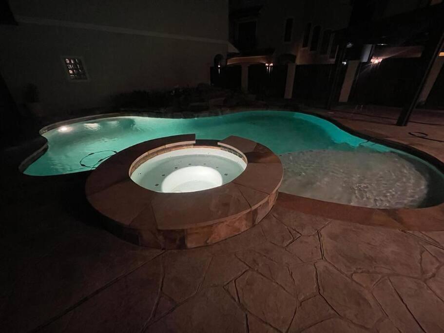 ADELINA mini-castle at Galleria with heated pool & spa
