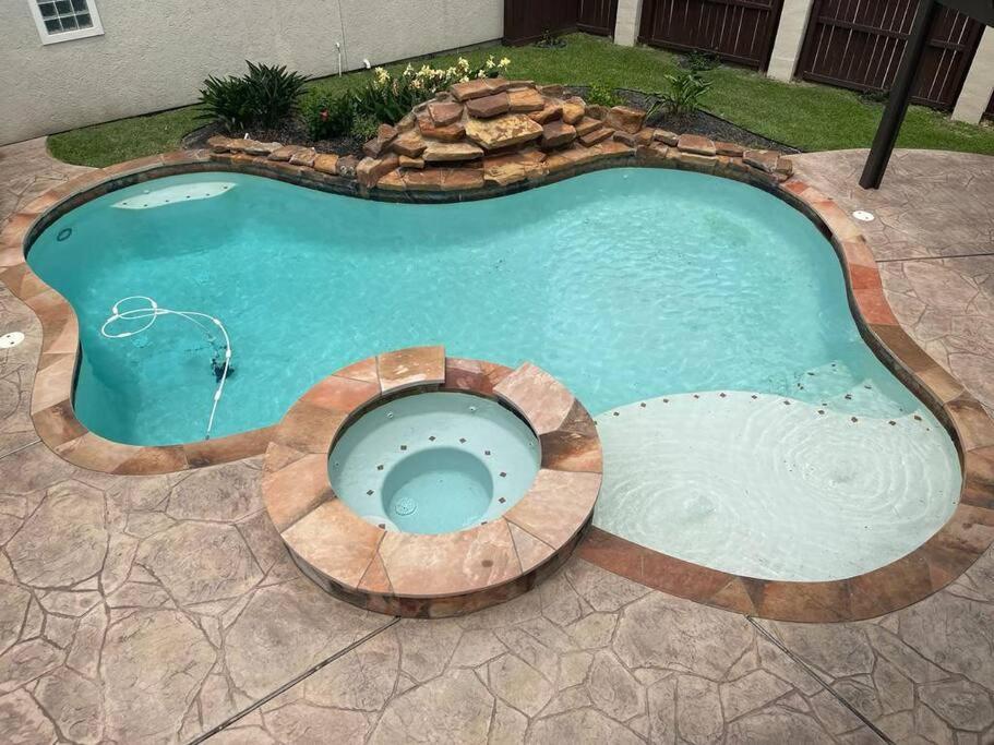 ADELINA mini-castle at Galleria with heated pool & spa
