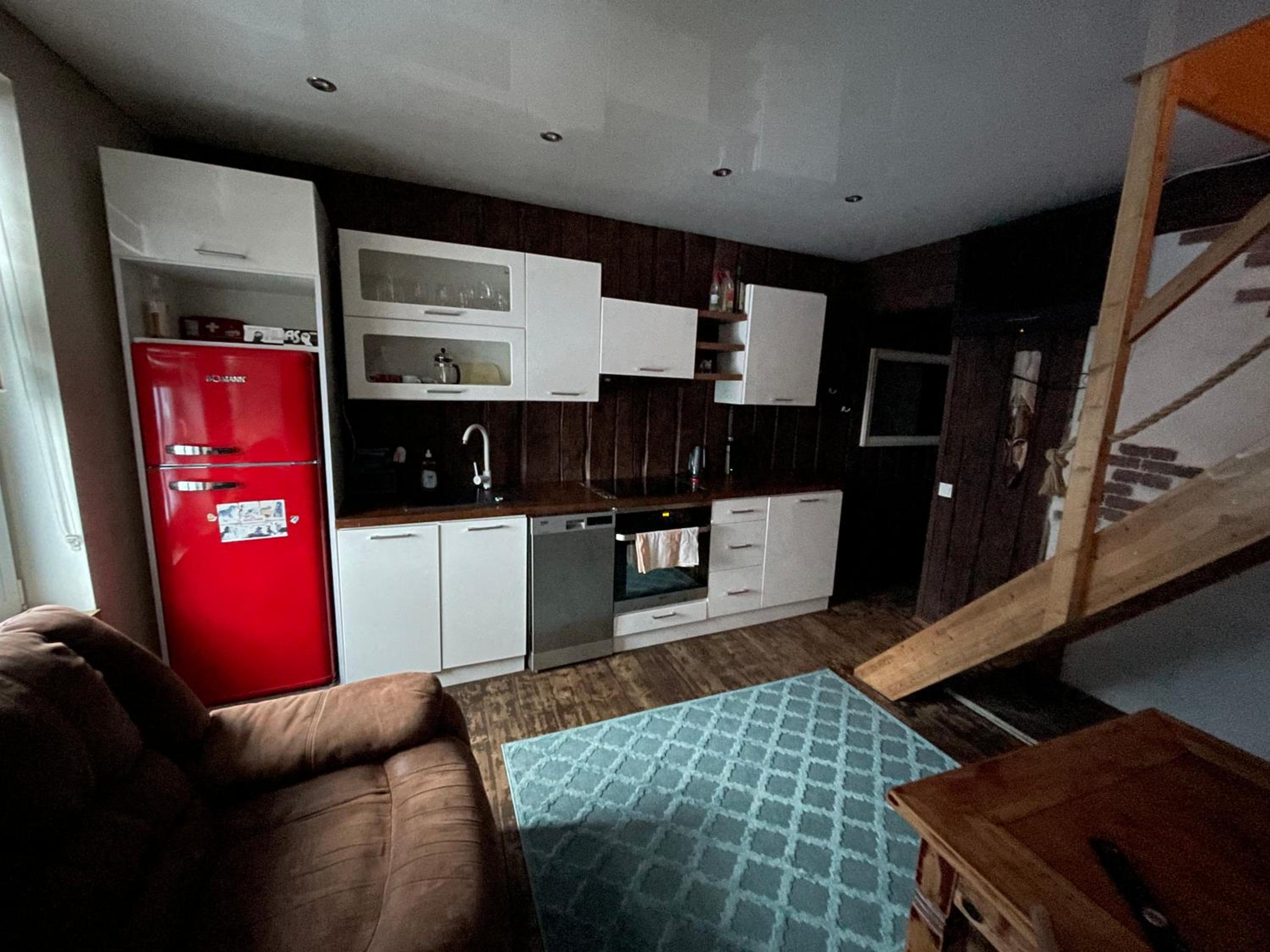 Cozy Attic Apartment