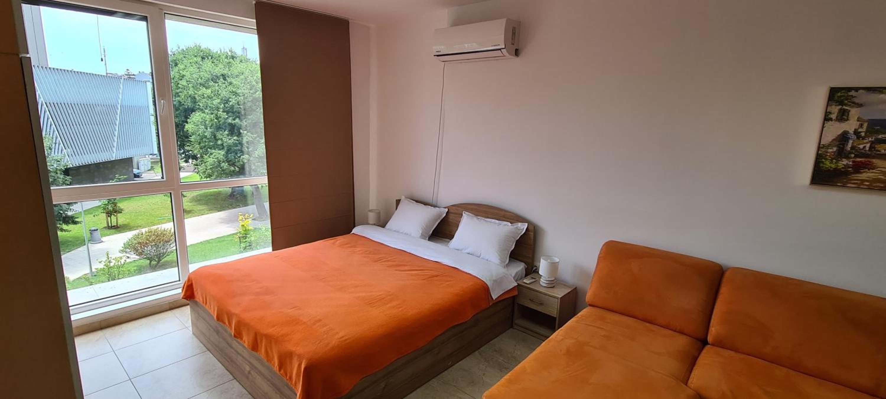 Studio Apartment ULTIMA - Super Center Burgas