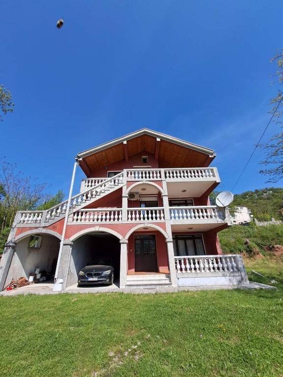 Villa Esmeralda Virpazar view 2