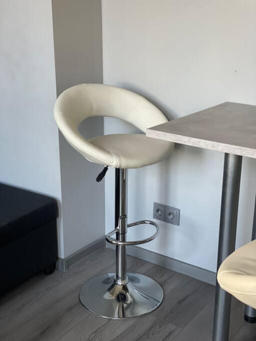 Minimalist apartment-free parking, self check in view 3