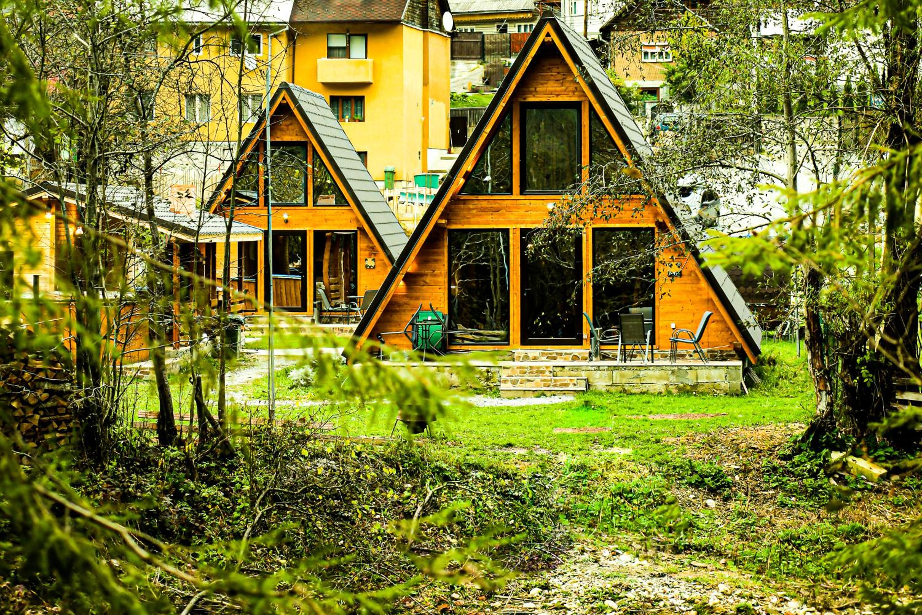 Finașii view 5
