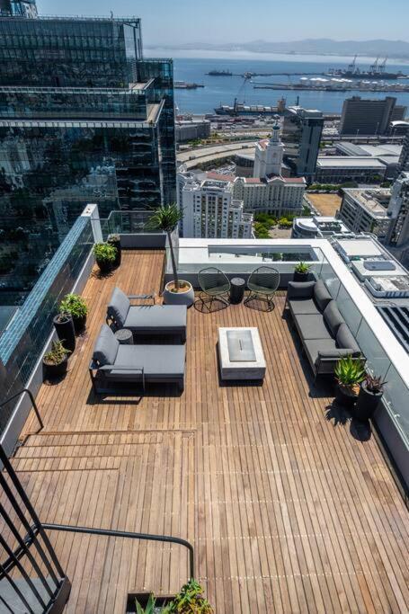 Highest Penthouse in the City - 16 On Bree Luxury