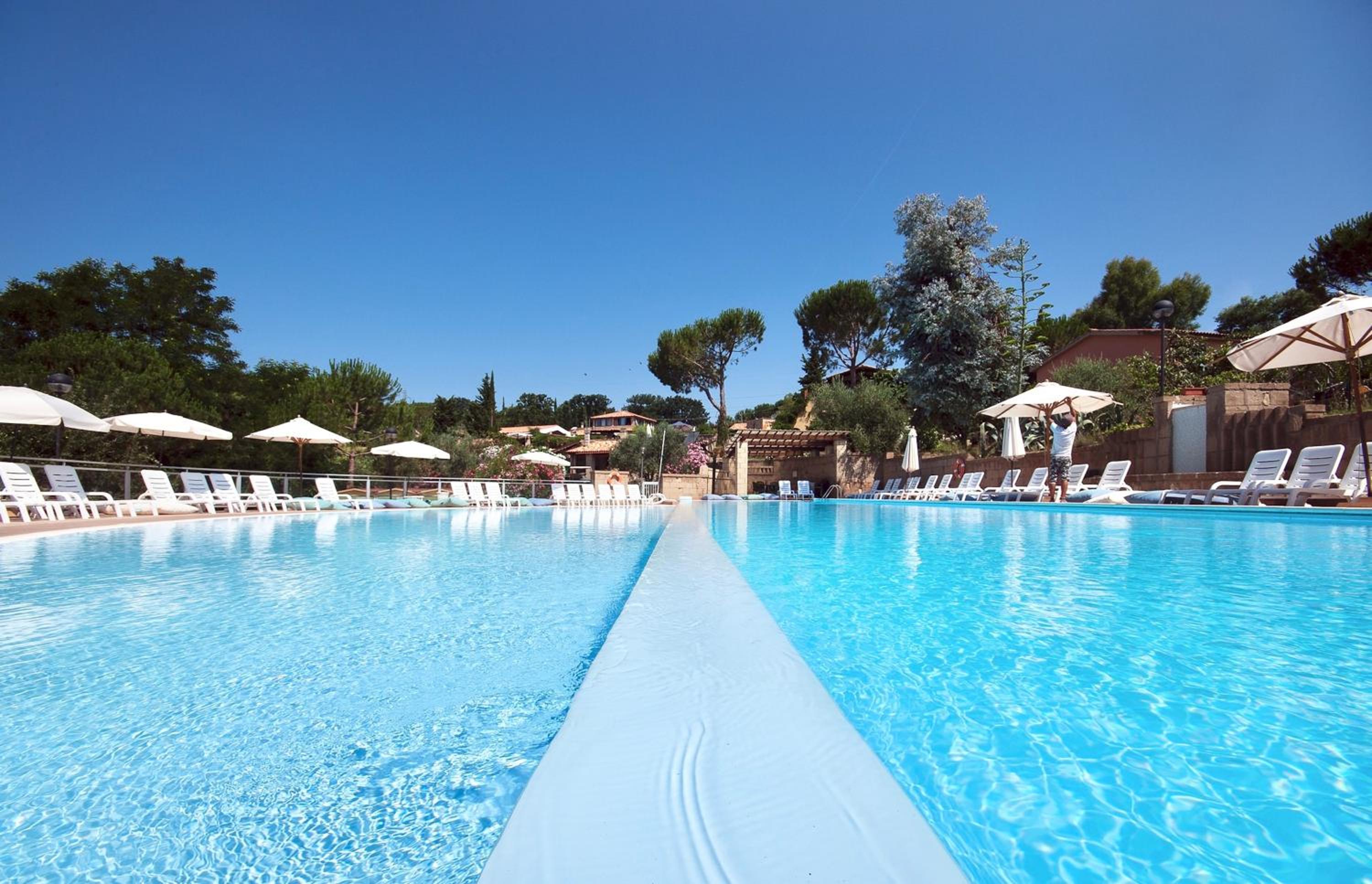 ISA-Residence with swimming pool in Guardistallo surrounded by greenery photo 3