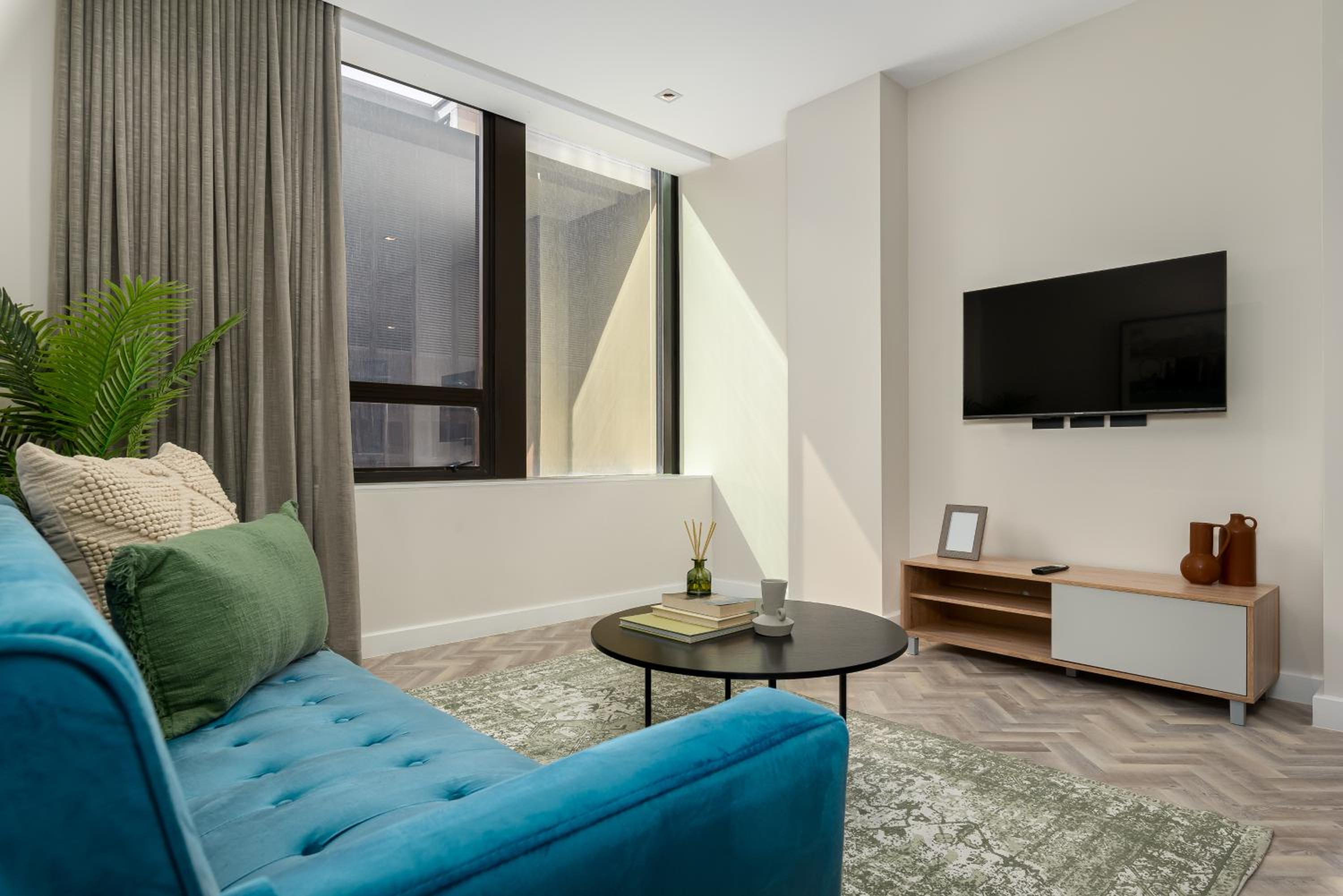 Foreshore Place Luxury Apartment view 3