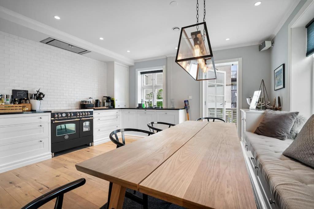 Bergen Vacations - Beautiful townhouse super Central in Bergen - 4 bedrooms 8 guests - Property Image 35