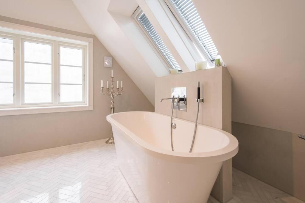 Bergen Vacations - Beautiful townhouse super Central in Bergen - 4 bedrooms 8 guests - Property Image 29