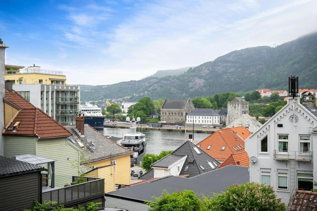 Bergen Vacations - Beautiful townhouse super Central in Bergen - 4 bedrooms 8 guests - Property Image 33