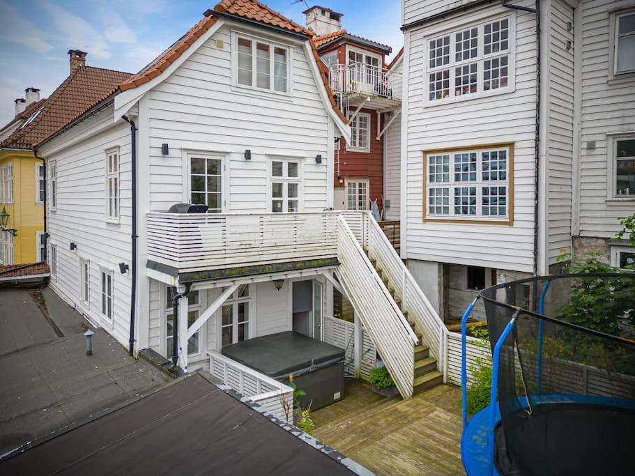 Bergen Vacations - Beautiful townhouse super Central in Bergen - 4 bedrooms 8 guests - Property Image 11
